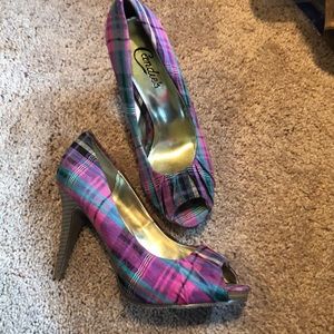 Candies plaid peep toe pumps 7